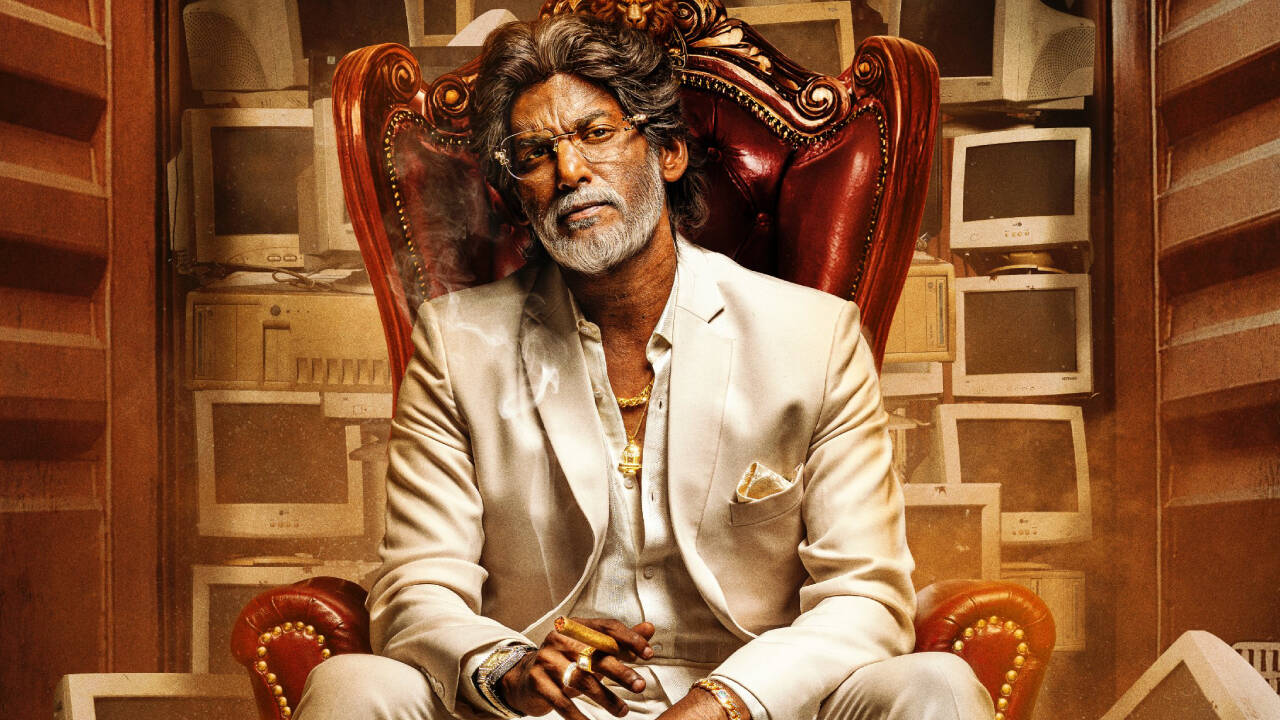 Magudam Box Office : அடக்கடவுளே… மகுடம் 2வது நாள் வசூலும் இவ்ளோதானா?